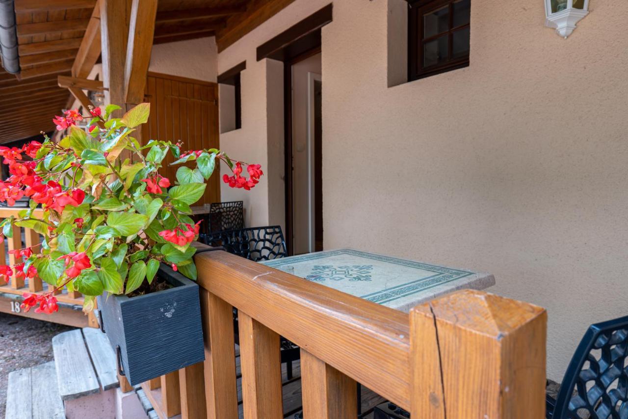 Hotel Village Motel Tournus Exterior photo